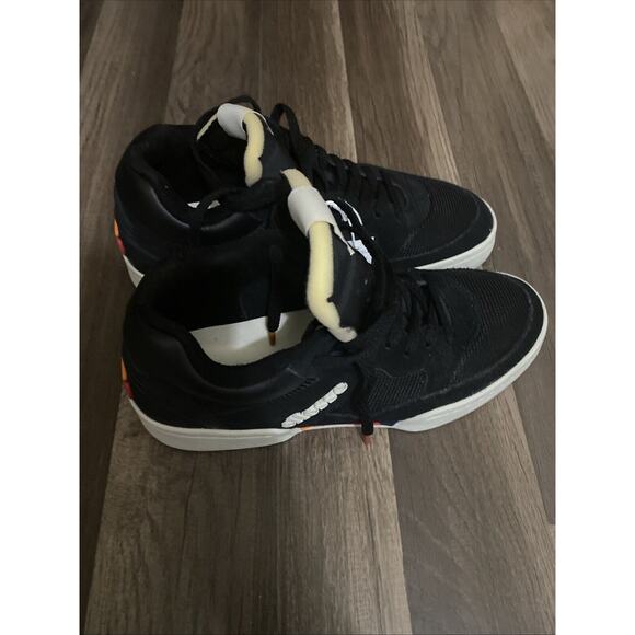 Ellesse Piazza Suede AM 6-10318 Mens Black Low Sneakers Shoes Size 10 main image 4
